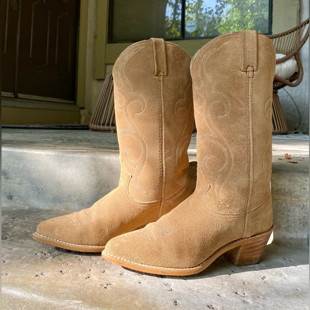 Vintage Brown Cowboy Boots